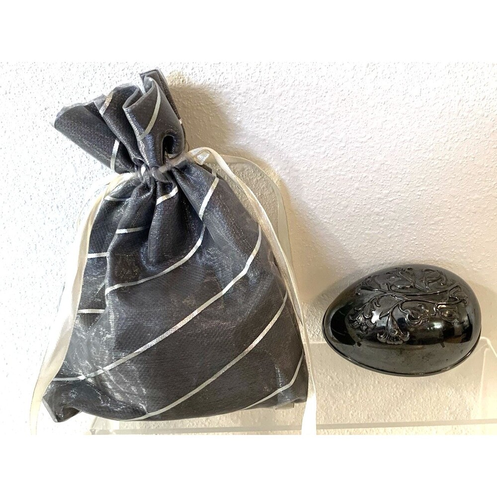 WALLACE 1977 Silverplate Floral Egg Shaped Trinket Box 2.5" x 3.3" 1977